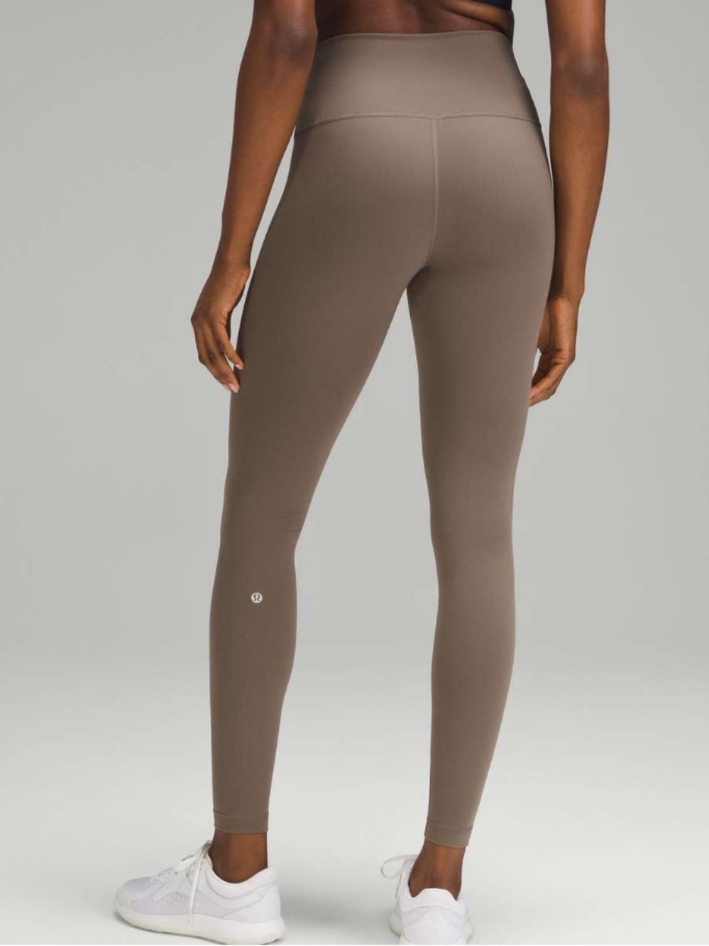 LIKE NEW Lululemon Women’s Wunder Train High-Rise Tight 28" - Picture 6 of 7